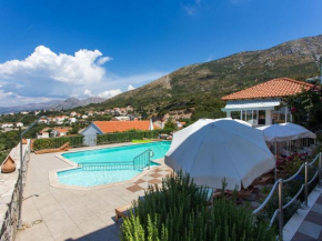 Apartments Villa Bell Memories- Studio Apartment with Terrace and Street View A1